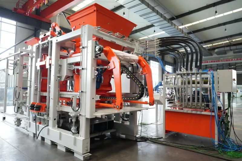 QGM T10 Block Making Machine: Ginagawang Mas Mahusay na Concrete Block Plant ang Mga Demand sa Produksyon